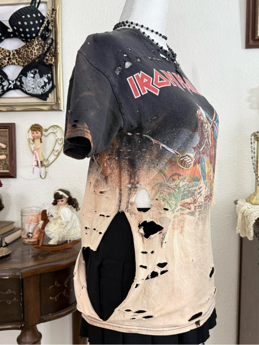 indie sleaze heavily distressed grunge Iron Maiden metal band Tee | men’s sz S - Picture 2 of 5